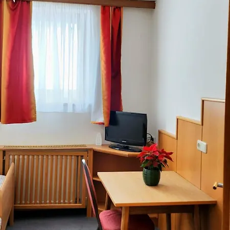 Sportzentrum Gaalerhof 게스트하우스