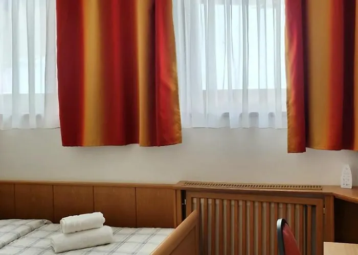 Sportzentrum Gaalerhof 게스트하우스 3*