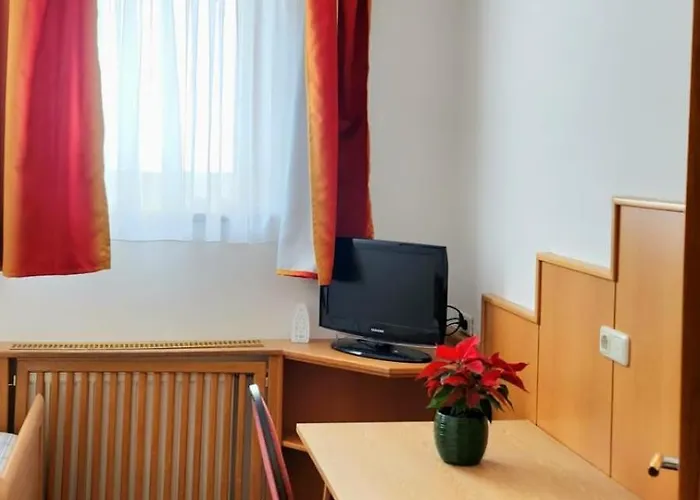 Sportzentrum Gaalerhof 招待所